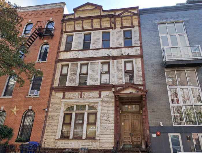 Eden Ashourzadeh pays $2.6M for 174 Meserole Street in Williamsburg