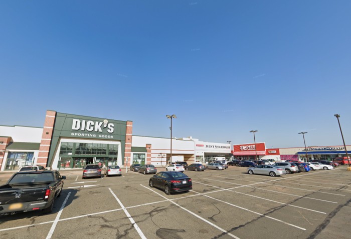Raymour & Flanigan pays $42 million for mall property at 2505 Richmond Avenue (Credit - Google)