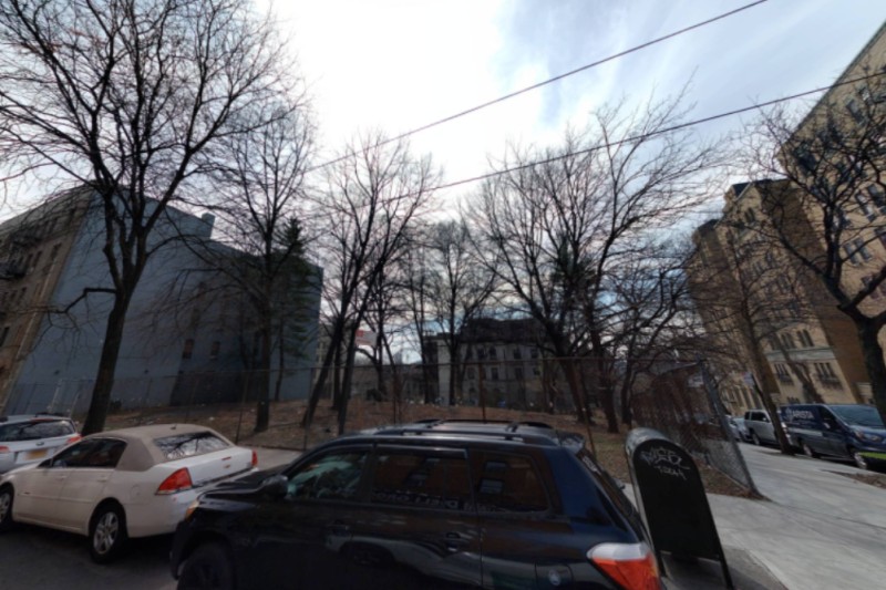 942 Woodycrest Avenue (Credit - Cyclomedia)