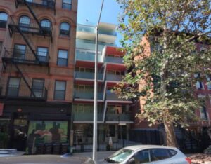 329 Pleasant Avenue (Credit - Cyclomedia)
